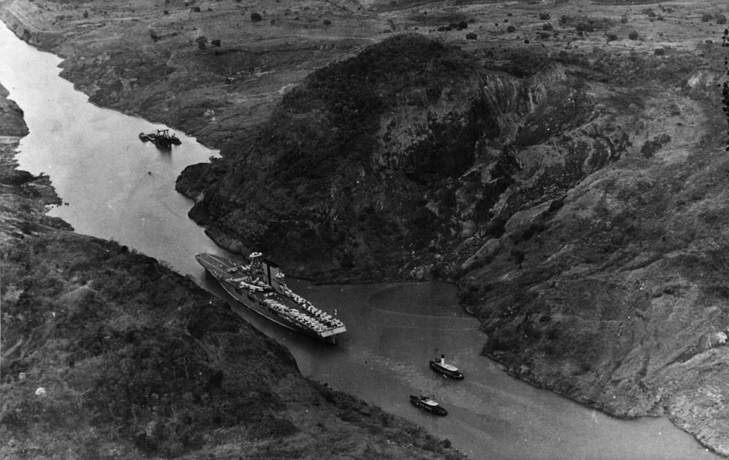 USS Saratoga (CV-3) transiting the Panama Canal on 4 March 1930